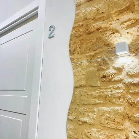 Bed & Breakfast Falikrjda & 3*